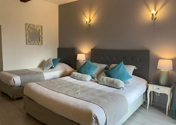 Logis Hotel La Bastide Des Monges