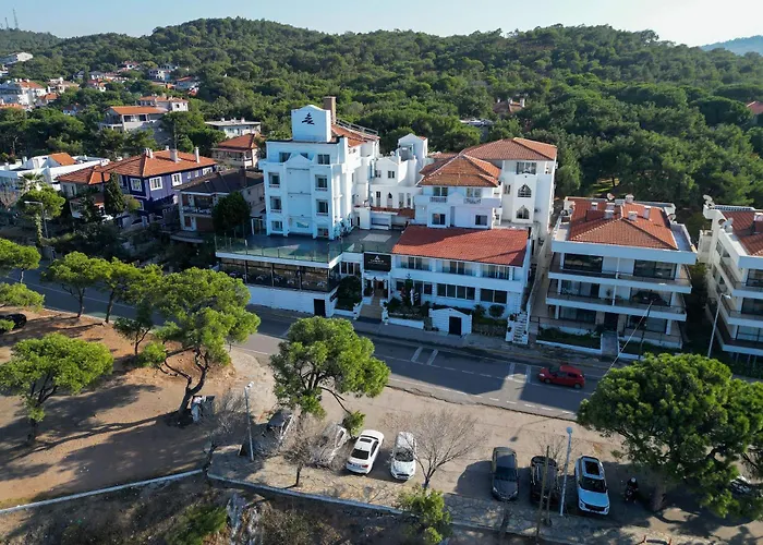 Çamlık 87 Hotel Ayvalık