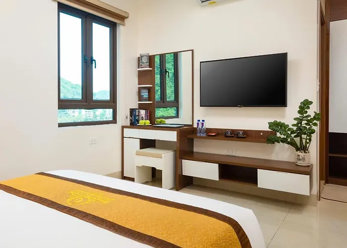 Tung Quang Hotel