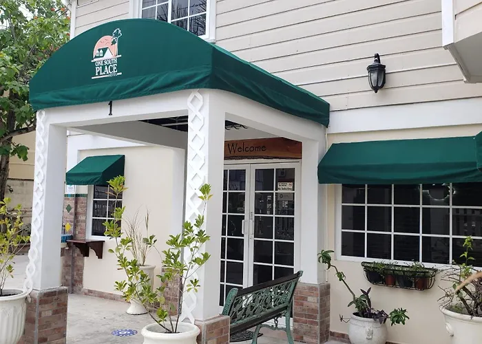 One South Place Hotel