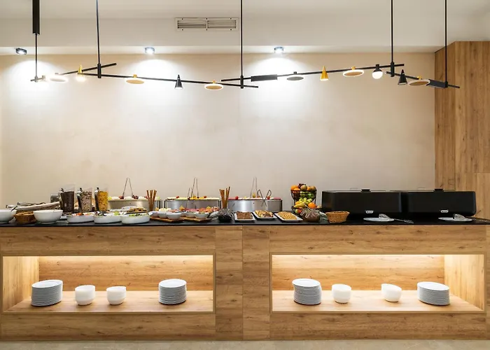 Amar Design Hotel By Hmg