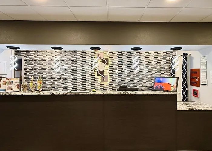 Vip Inn And Suites