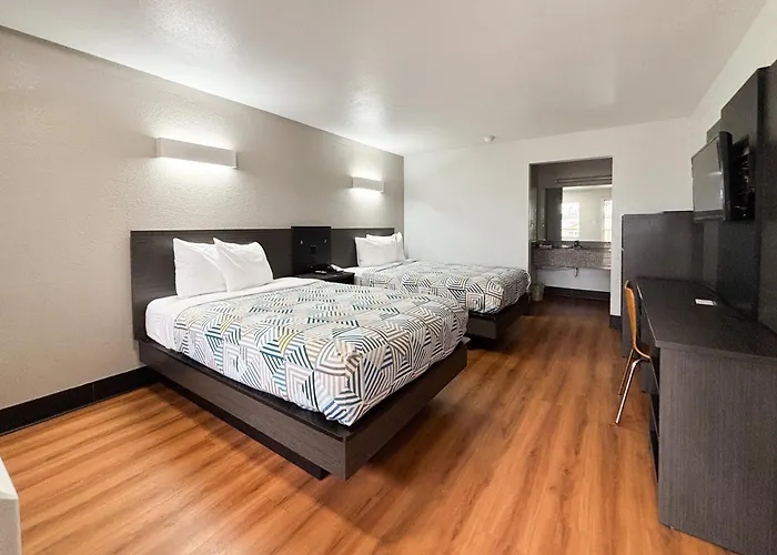 Studio 6 Sulphur La
