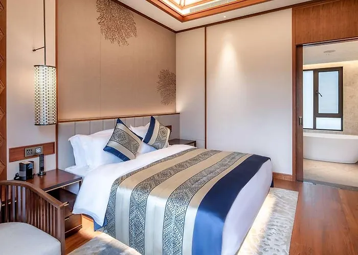 Hojo The Bund Hotel Gasa