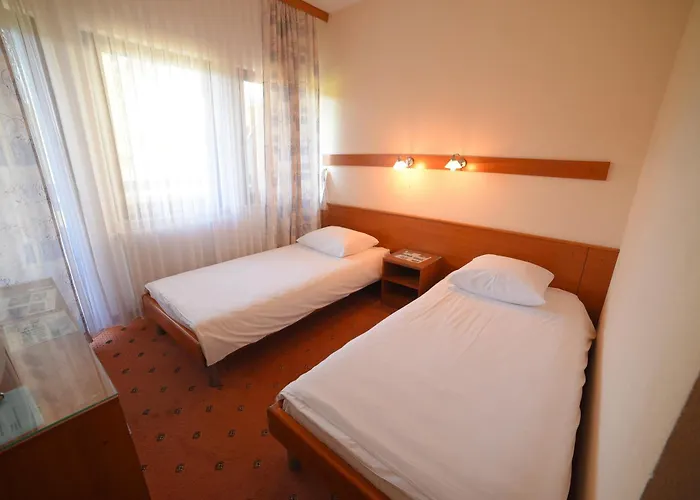 Hotel Ada