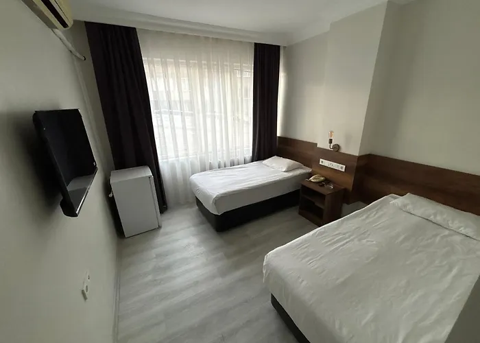 Altinnal Hotel