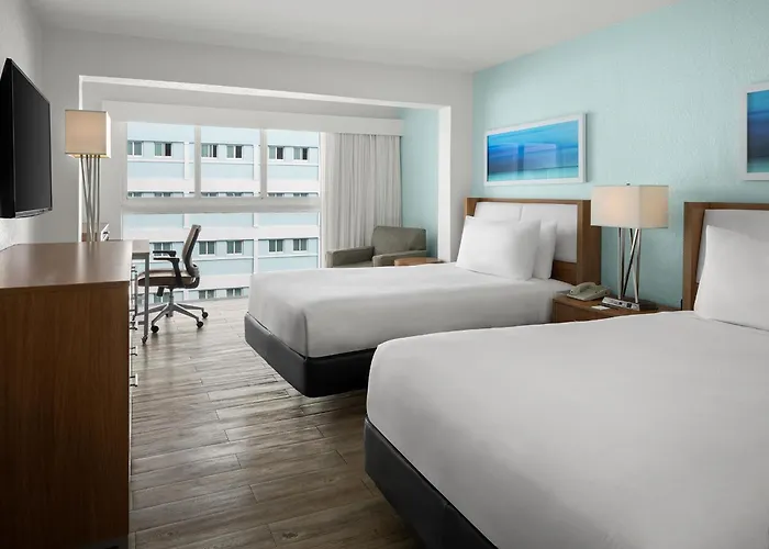 Courtyard By Marriott Nassau Downtown/Junkanoo Beach