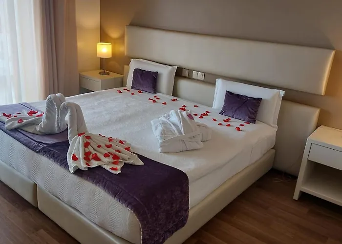 Hotel Monte Lírio