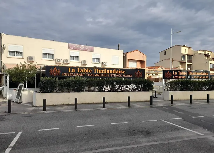 Hotel Restaurant Calypso, à 10 m de la plage Fos-sur-Mer