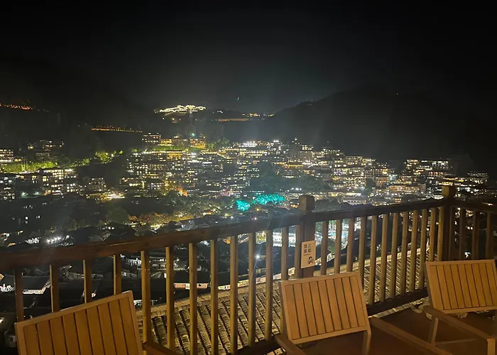 Starlight Naked Cliff View Hotel Xijiang Qianhu Miao Village Branch