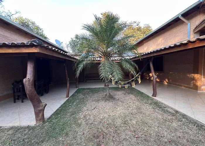 Pousada e Camping Claro Casa de Pedra