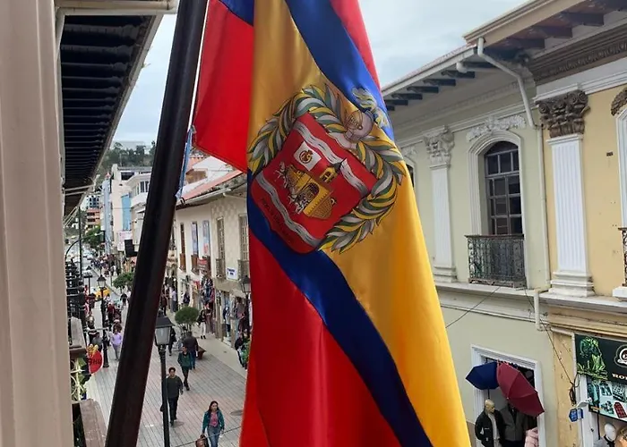 Residencial Internacional En El Alma Cultural De Loja
