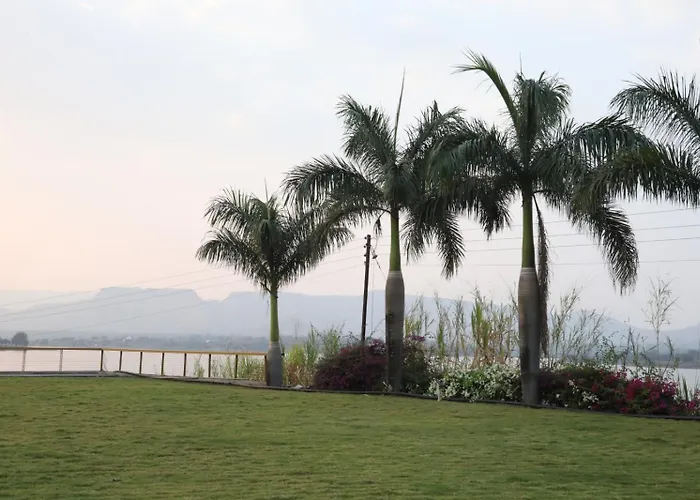 Mastiff Select Riveria Resort, Igatpuri Road, Nashik