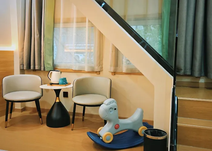 First Sight Hotel,Next To Yingtianmen Imperial City,Provide Airport And High-Speed Rail Station Pickup