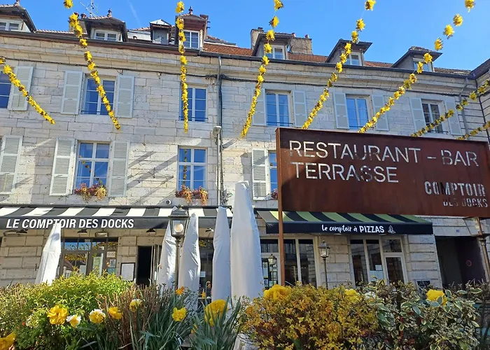Aparthotel Le Comptoir du Voyageur à Arbois