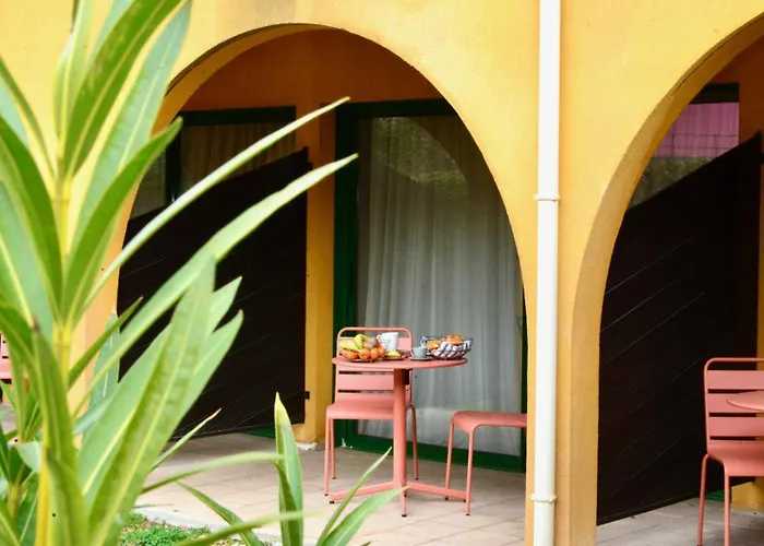 Sure Hotel By Best Western Gemenos En Provence