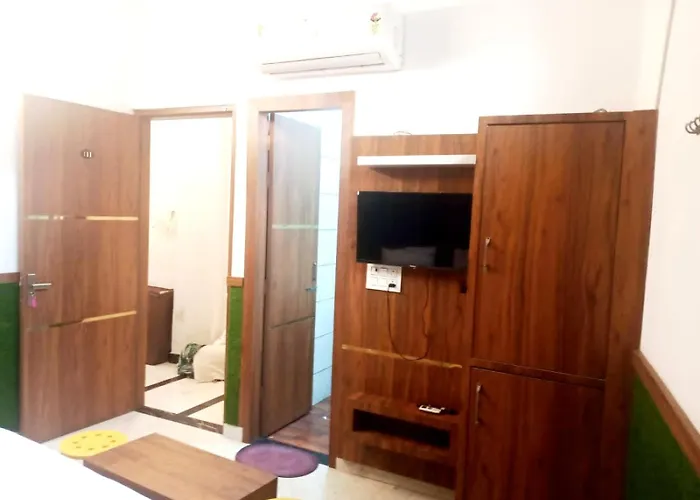 Hotel In Amritsar Kapoor Residency