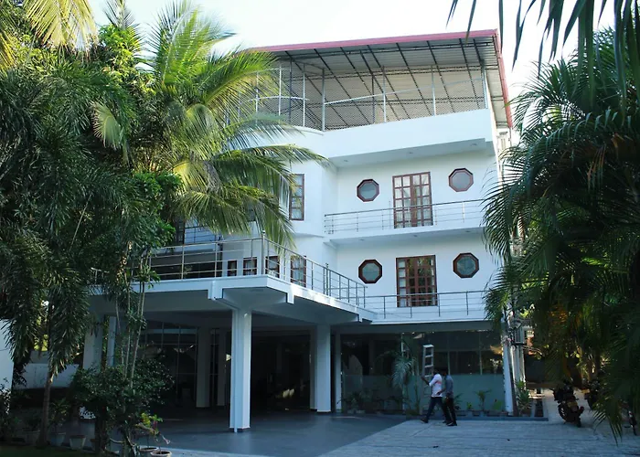 Ananthi Hotels