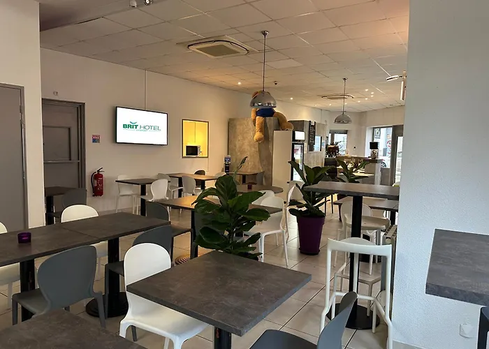 Brit Hotel Confort Nevers Centre Gare