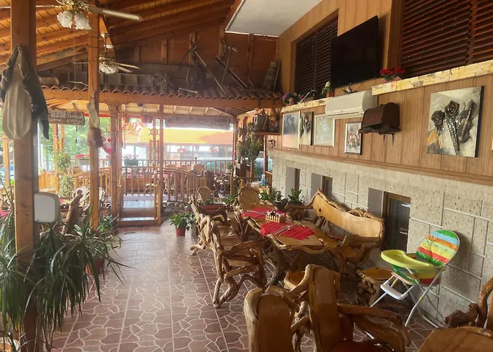 Hotel Lazur
