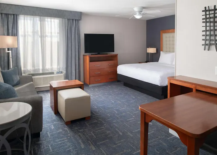 Homewood Suites By Hilton Gateway Hills Nashua