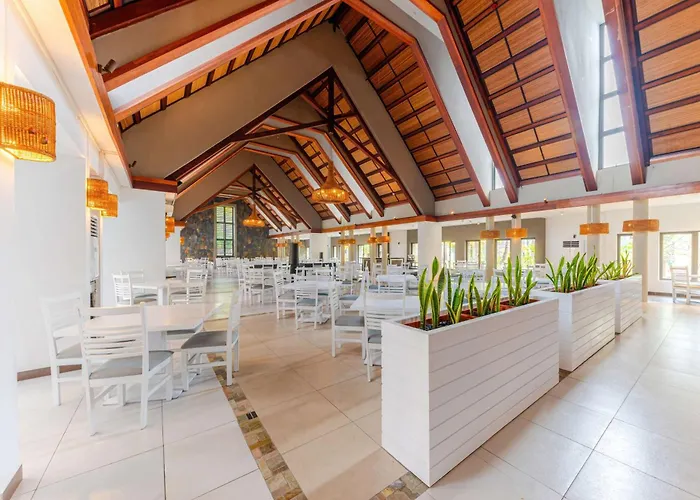 Crystals Beach Resort Belle Mare, A Member Of Radisson Individuals