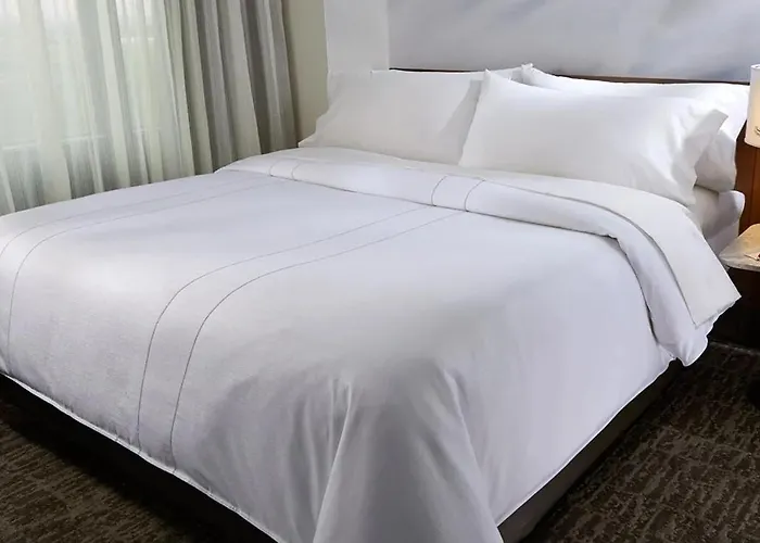 Aron International Hotel