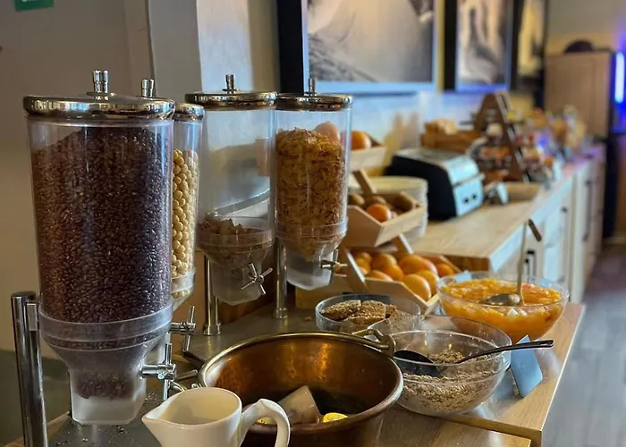 Chalet Hotel La Corniche
