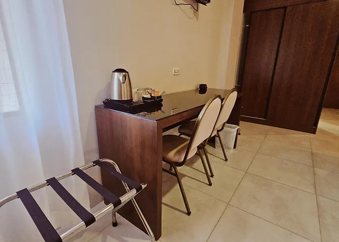 Hotel Maywa