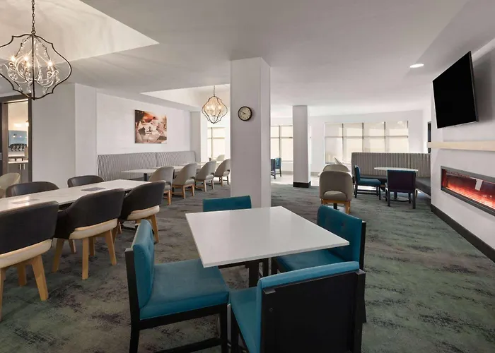 La Quinta Inn & Suites By Wyndham Meridian