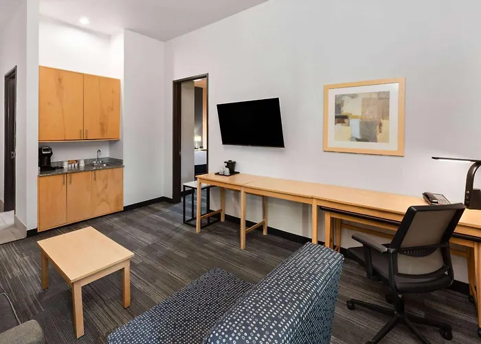 La Quinta By Wyndham Austin Nw/Lakeline Mall