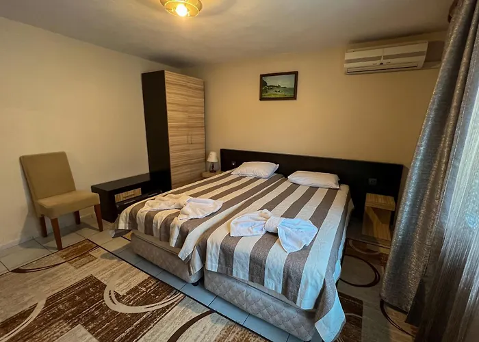 Alpha Family Hotel