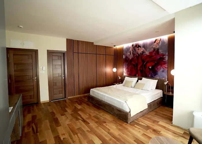 Hotel City In