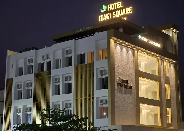Hotel Itagi Square Vijapura