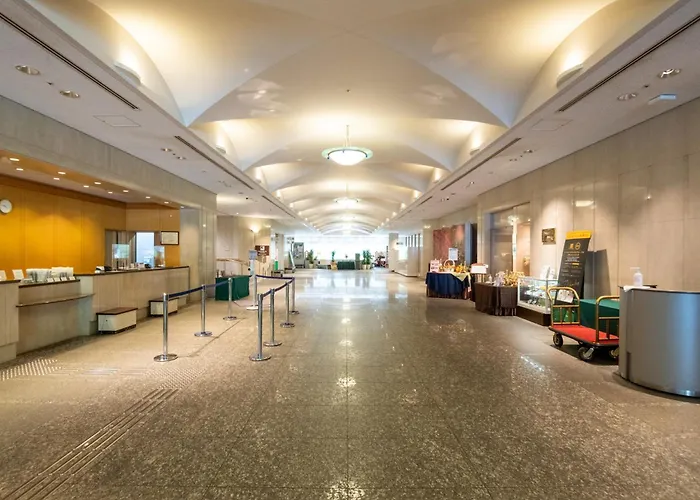 Toshi Center Hotel