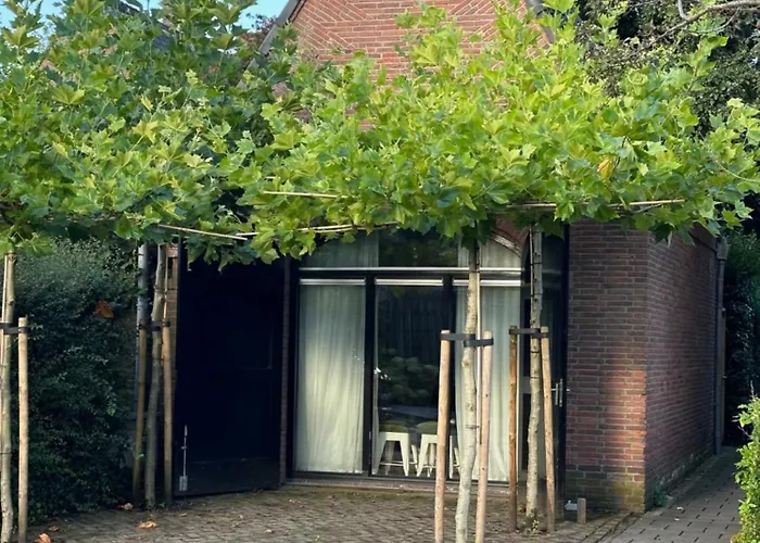 Maison De L'Epee