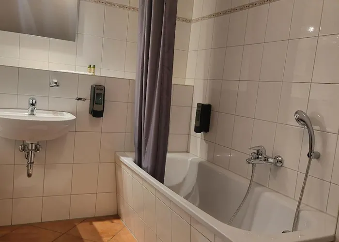 HOTEL RITTERS WEINSTUBEN kaffe restoran MERSEBURG