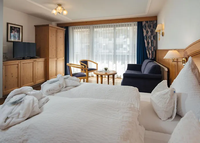 Hotel Alpenruh-Micheluzzi