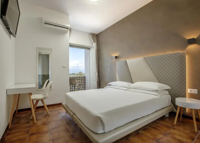 Hotel Tirreno