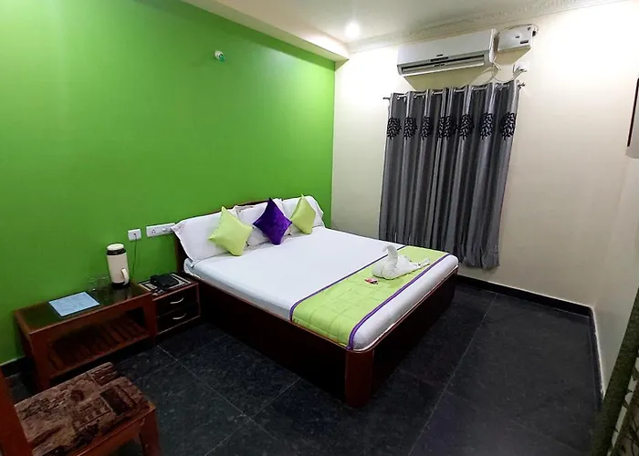 Hotel Knr Grand