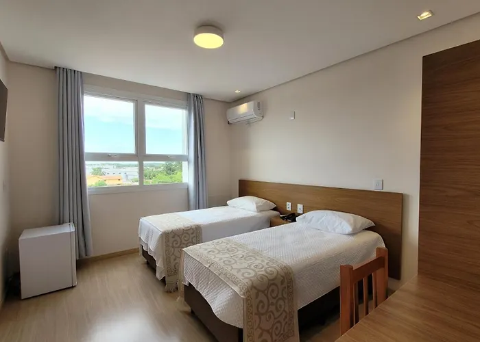 Ekt Executive Hotel
