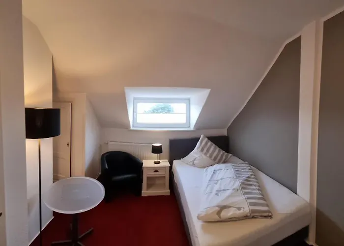 Hotel-Cafe-Lindow