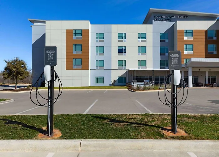 La Quinta Inn & Suites By Wyndham San Antonio At The Rim
