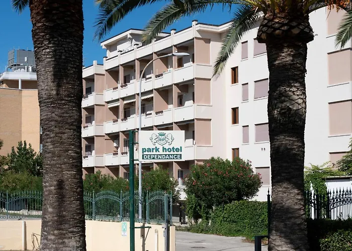 Park Hotel&Dependance con Spiaggia