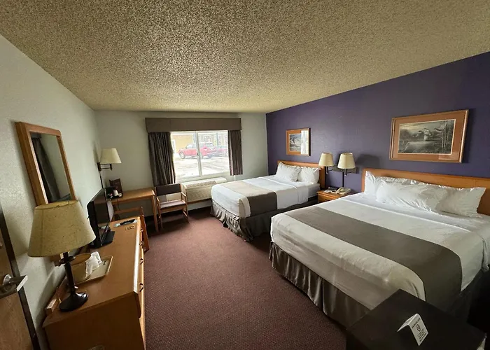Fossil Creek Hotel & Suites