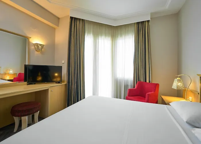 Iris Hotel