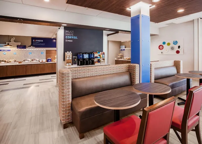 Holiday Inn Express & Suites Purcell By Ihg