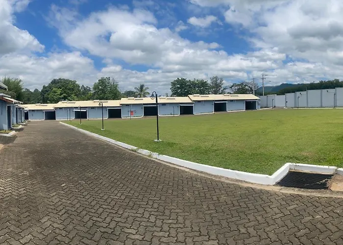 Hotel E Pousada Isis