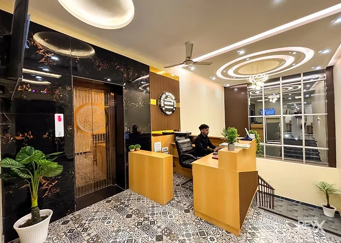 Hotel Manas Inn