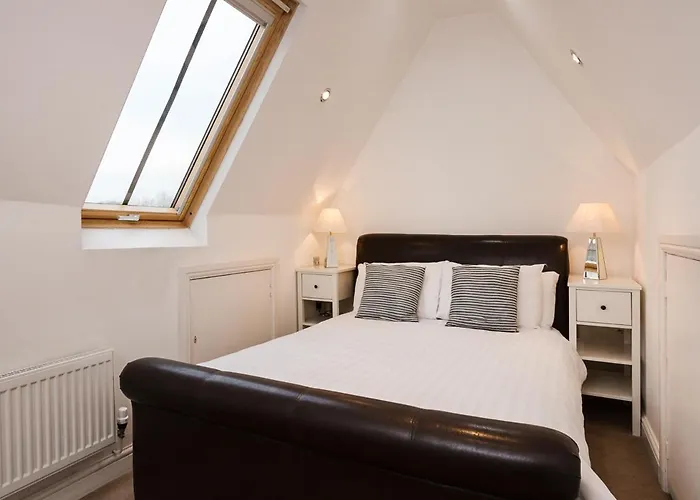 Lincoln House Private Hotel